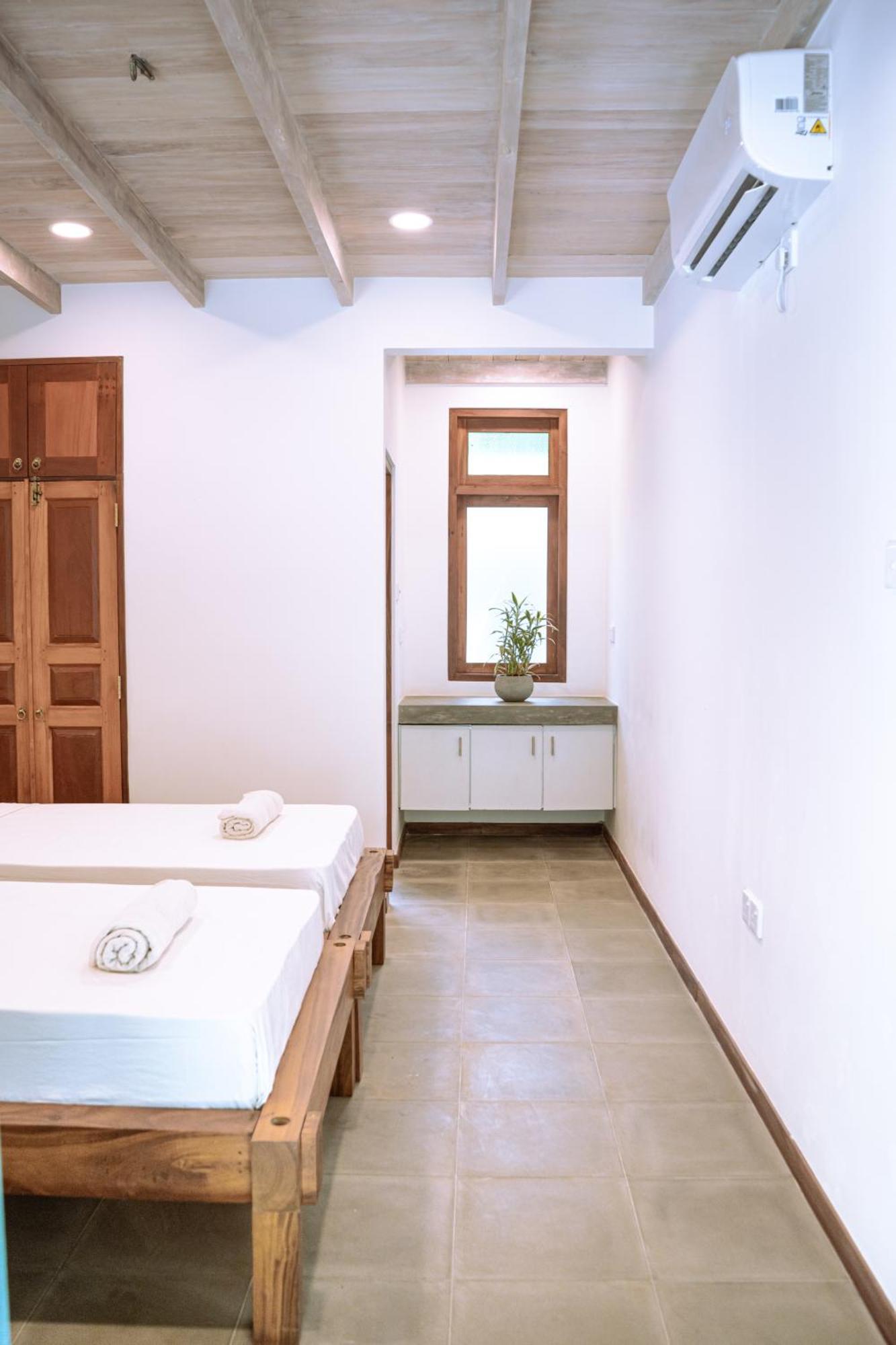 Hostel Locos Hiriketiya Dickwella Zewnętrze zdjęcie